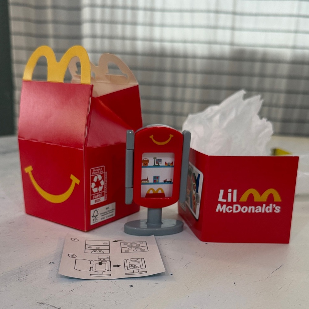 McDonald's Red and Yellow Happy Meal Playset
